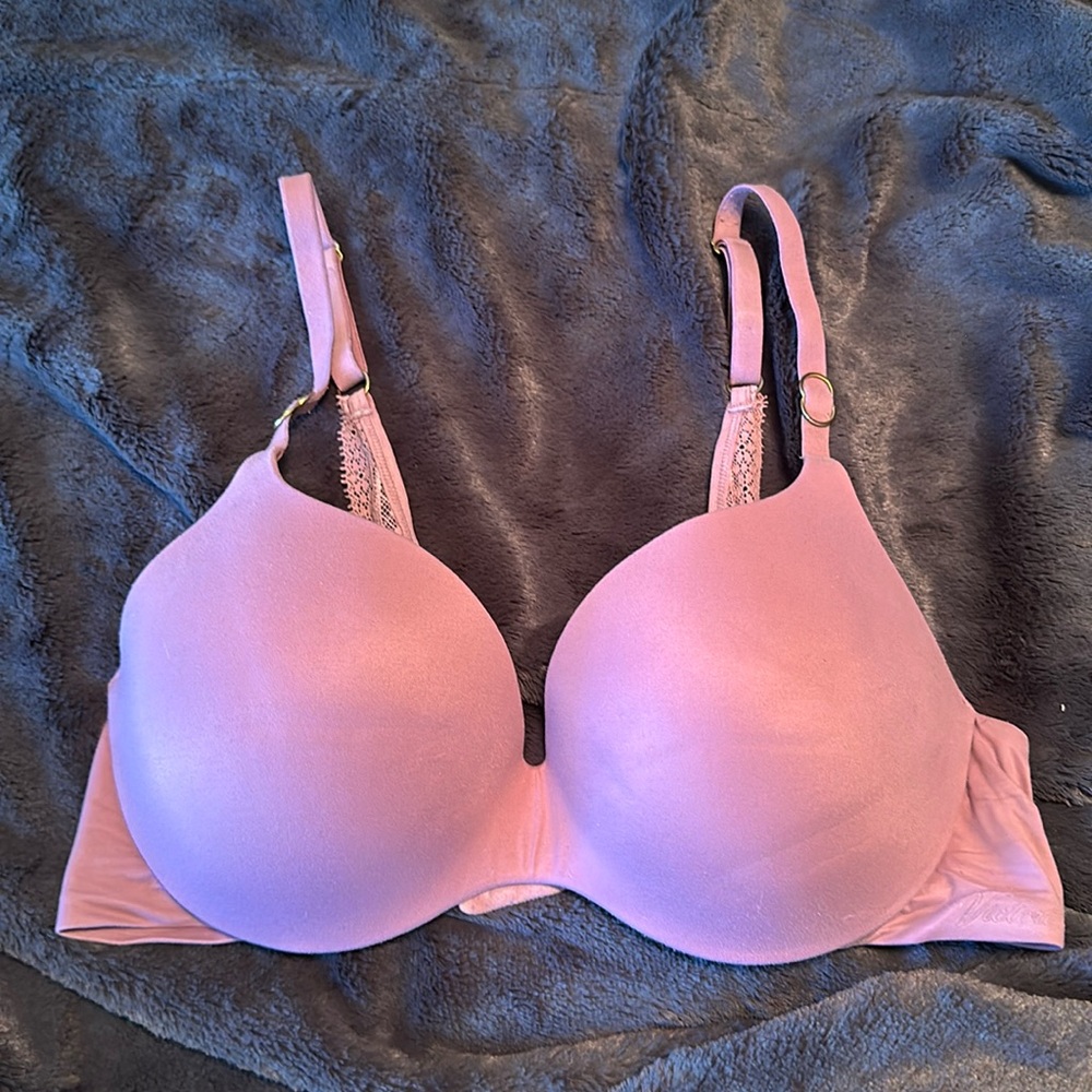 Victoria’s Secret bra